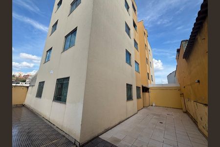 Apartamento à venda com 58m², 3 quartos e 1 vaga Apartamento à venda com 58m², 3 quartos e 1 vagaFachada do Prédio
