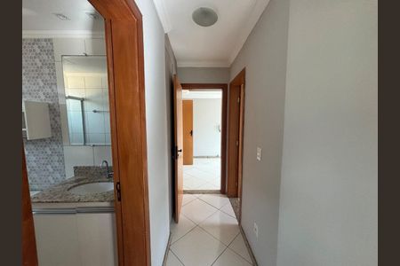 Apartamento à venda com 58m², 3 quartos e 1 vaga Apartamento à venda com 58m², 3 quartos e 1 vagaCorredor Íntimo