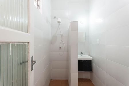 Casa à venda com 120m², 2 quartos e 2 vagasBanheiro Suíte 1