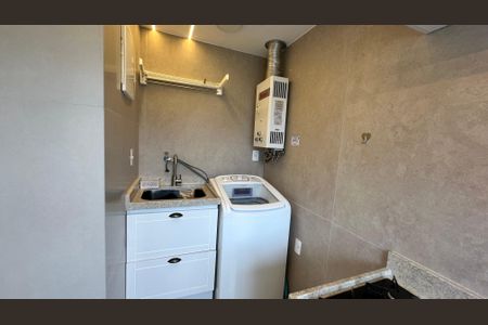 Apartamento à venda com 74m², 2 quartos e 1 vagaÁrea de Serviço