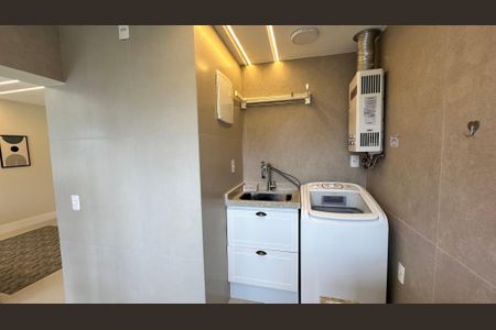 Apartamento à venda com 74m², 2 quartos e 1 vagaÁrea de Serviço