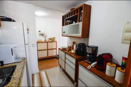 Apartamento à venda com 63m², 2 quartos e 1 vagaCozinha
