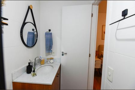 Apartamento à venda com 63m², 2 quartos e 1 vagaBanheiro da Suíte