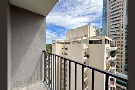 Apartamento à venda com 28m², 1 quarto e sem vagaSacada 