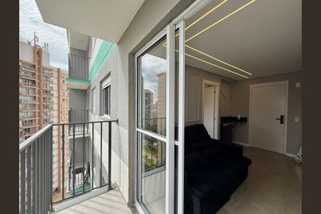 Sacada  de apartamento à venda com 1 quarto, 28m² em Campo Belo, São Paulo