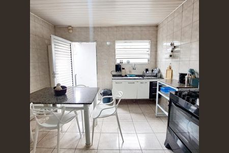 Casa à venda com 125m², 4 quartos e 2 vagasCozinha