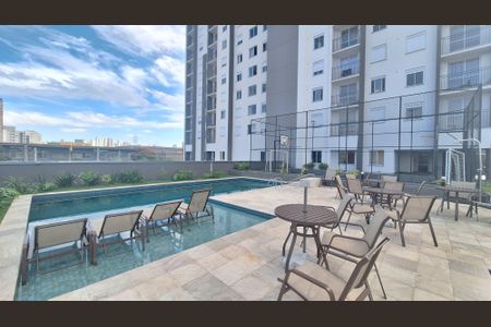 Apartamento à venda com 34m², 2 quartos e sem vagaÁrea comum - Piscina