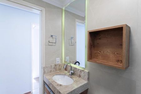 Apartamento à venda com 70m², 3 quartos e 1 vaga Apartamento à venda com 70m², 3 quartos e 1 vagaBanheiro social