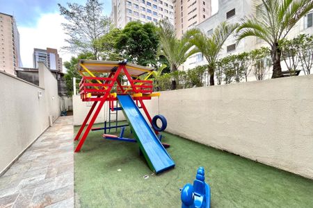 Apartamento para alugar com 55m², 2 quartos e 1 vaga Apartamento para alugar com 55m², 2 quartos e 1 vagaÁrea comum - Playground