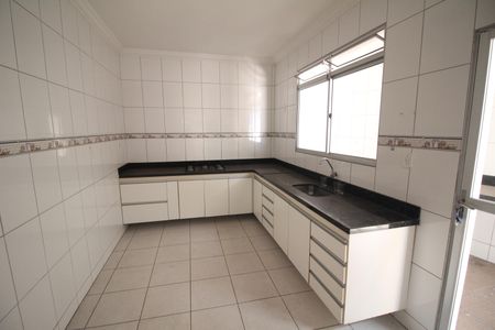 Apartamento para alugar com 100m², 3 quartos e 2 vagasCozinha