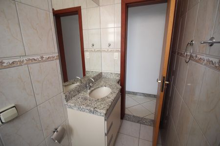 Apartamento para alugar com 100m², 3 quartos e 2 vagasBanheiro