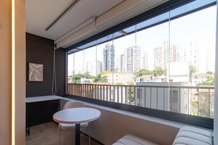 Studio para alugar com 28m², 1 quarto e sem vagaVaranda