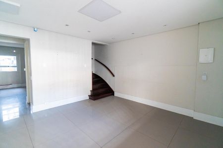 Sala de casa à venda com 3 quartos, 110m² em Vila Mariana, São Paulo