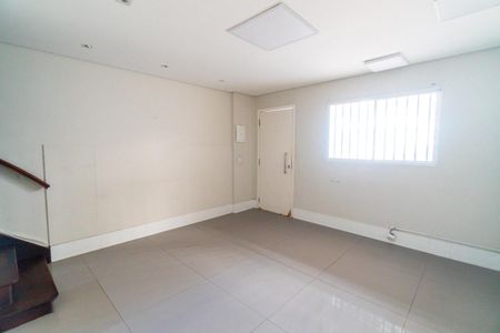Casa à venda com 110m², 3 quartos e 1 vaga Casa à venda com 110m², 3 quartos e 1 vagaSala