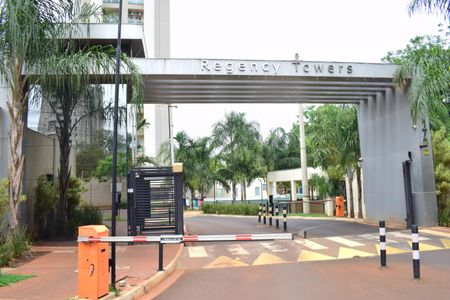 Apartamento para alugar com 55m², 2 quartos e 1 vagaFachada e portaria