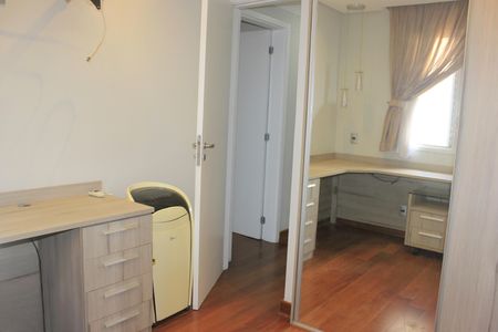 Apartamento à venda com 115m², 3 quartos e 2 vagasQuarto 2