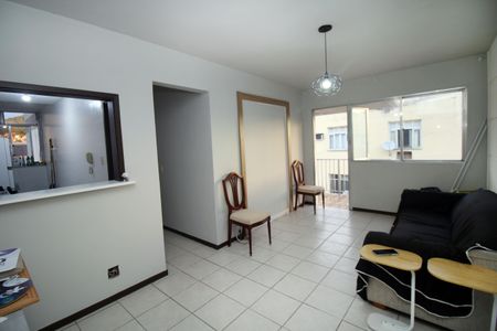 Sala de apartamento à venda com 2 quartos, 64m² em Vaz Lobo, Rio de Janeiro