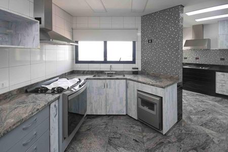 Apartamento para alugar com 290m², 3 quartos e 4 vagasCozinha