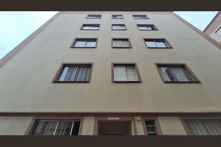 Apartamento para alugar com 97m², 2 quartos e 1 vaga Apartamento para alugar com 97m², 2 quartos e 1 vagaFachada