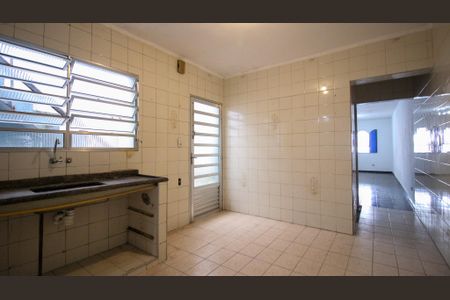 Casa à venda com 130m², 3 quartos e 1 vaga