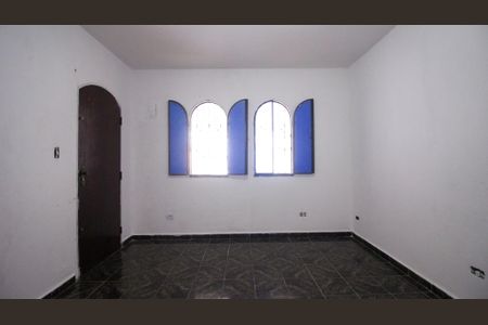 Casa à venda com 130m², 3 quartos e 1 vaga