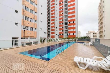 Apartamento à venda com 118m², 4 quartos e 2 vagas Apartamento à venda com 118m², 4 quartos e 2 vagasÁrea comum - Piscina