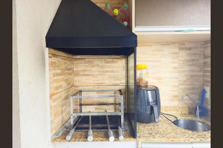 Apartamento à venda com 118m², 4 quartos e 2 vagas Apartamento à venda com 118m², 4 quartos e 2 vagasVaranda gourmet