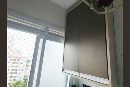 Apartamento à venda com 118m², 4 quartos e 2 vagas Apartamento à venda com 118m², 4 quartos e 2 vagasCozinha e Área de Serviço