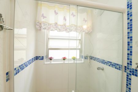 Casa à venda com 192m², 3 quartos e 4 vagasBanheiro