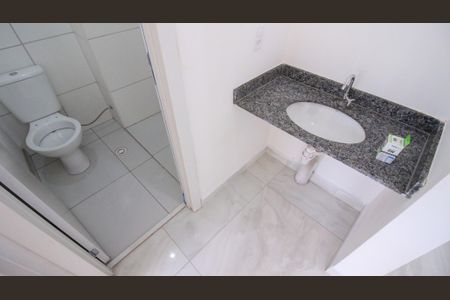 Apartamento para alugar com 35m², 2 quartos e sem vaga Apartamento para alugar com 35m², 2 quartos e sem vagaBanheiro