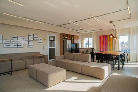 Apartamento para alugar com 22m², 1 quarto e sem vaga Apartamento para alugar com 22m², 1 quarto e sem vagaÁrea comum - Salão de festas