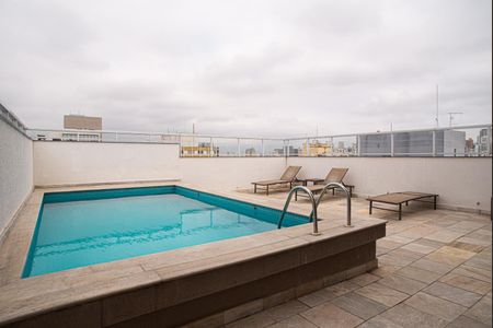 Apartamento para alugar com 22m², 1 quarto e sem vaga Apartamento para alugar com 22m², 1 quarto e sem vagaÁrea comum - Piscina