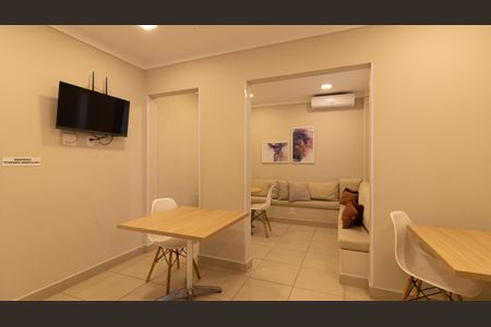 Apartamento para alugar com 41m², 2 quartos e sem vagaÁrea comum - Salão de festas