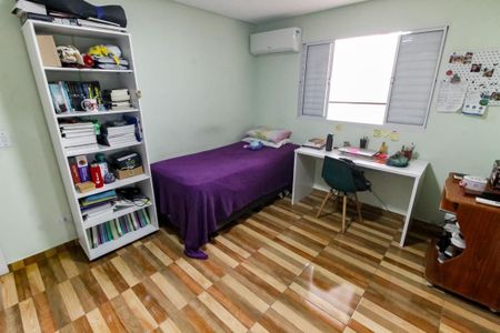 Casa à venda com 296m², 5 quartos e 3 vagasQuarto 1