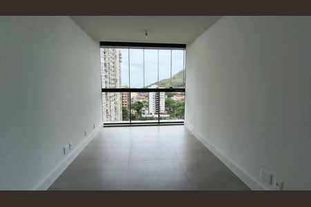 Apartamento à venda com 80m², 2 quartos e 1 vaga Apartamento à venda com 80m², 2 quartos e 1 vagaSuíte