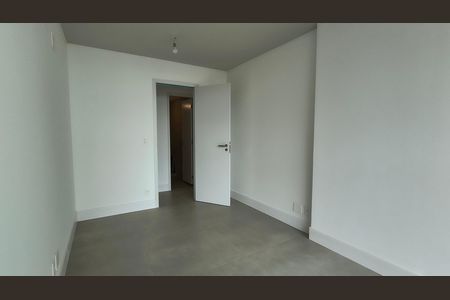 Apartamento à venda com 80m², 2 quartos e 1 vaga Apartamento à venda com 80m², 2 quartos e 1 vagaQuarto