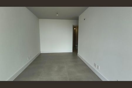 Apartamento à venda com 80m², 2 quartos e 1 vaga Apartamento à venda com 80m², 2 quartos e 1 vagaSuíte