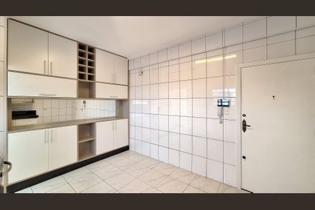 Apartamento à venda com 120m², 2 quartos e 1 vagaCozinha 