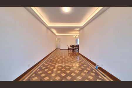 Apartamento à venda com 120m², 2 quartos e 1 vagaSala 