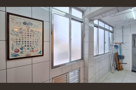 Apartamento à venda com 120m², 2 quartos e 1 vagaÁrea de serviço e quarto de serviço 