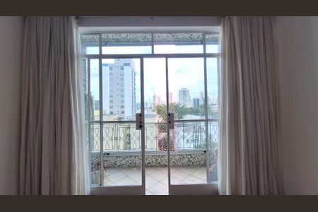 Apartamento à venda com 120m², 2 quartos e 1 vagaVaranda 