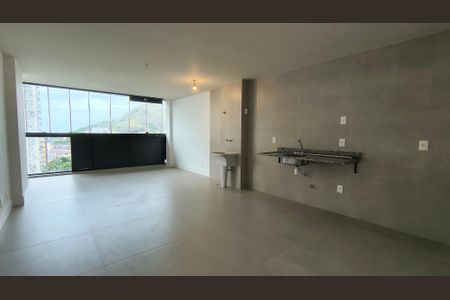 Sala de apartamento à venda com 2 quartos, 80m² em Recreio dos Bandeirantes, Rio de Janeiro