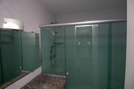 Apartamento para alugar com 101m², 3 quartos e 2 vagasBanheiro da Suíte