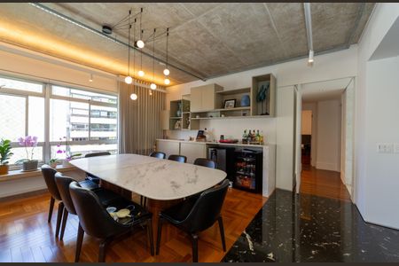 Apartamento à venda com 200m², 3 quartos e 3 vagasSALA