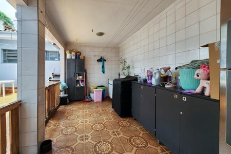 Casa à venda com 238m², 3 quartos e 2 vagas Casa à venda com 238m², 3 quartos e 2 vagasÁrea de Serviço