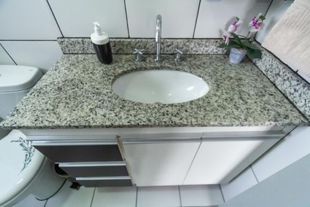 Apartamento à venda com 82m², 2 quartos e 1 vagaBanheiro Social