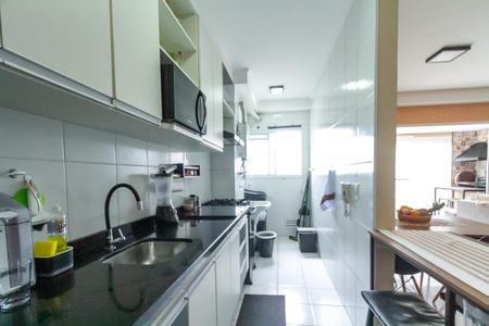 Apartamento à venda com 82m², 2 quartos e 1 vagaCozinha e Área de Serviço