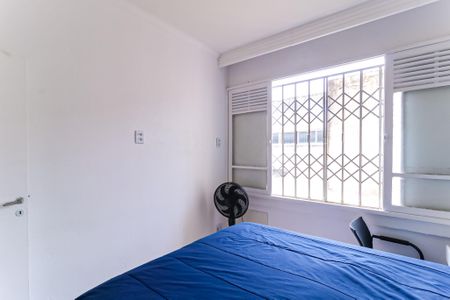 Apartamento à venda com 70m², 3 quartos e sem vagaQuarto 