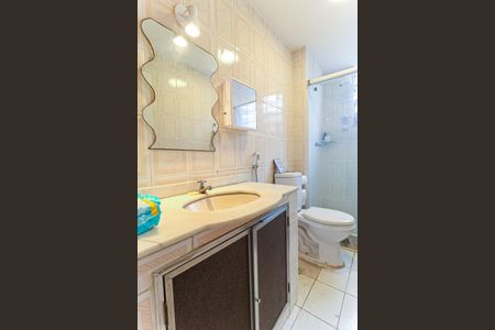 Apartamento à venda com 70m², 3 quartos e sem vagaBanheiro