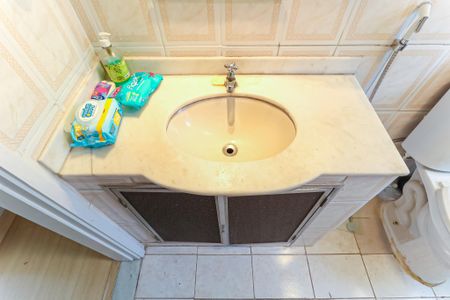 Apartamento à venda com 70m², 3 quartos e sem vagaBanheiro